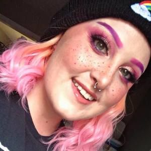 Meet your Posher, Krista